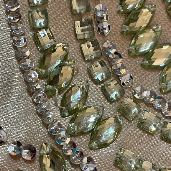 Party Time Special Occasion Green Prom Dress Gold Sequins Beads Jewels size 6 - Picture 16 of 17